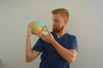 Osteopata Bartosz Koblański